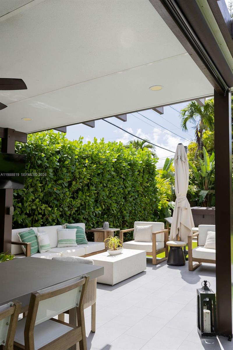 CENTRAL MIAMI PT 3 - Residential