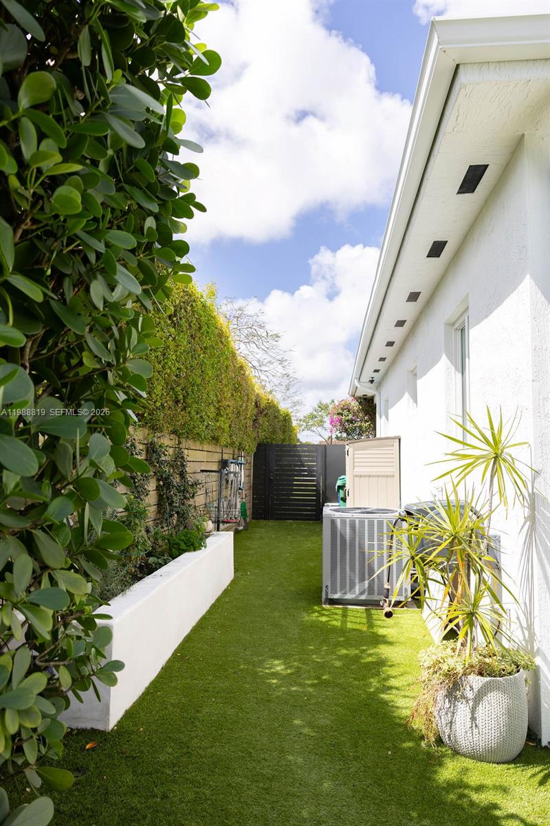 CENTRAL MIAMI PT 3 - Residential