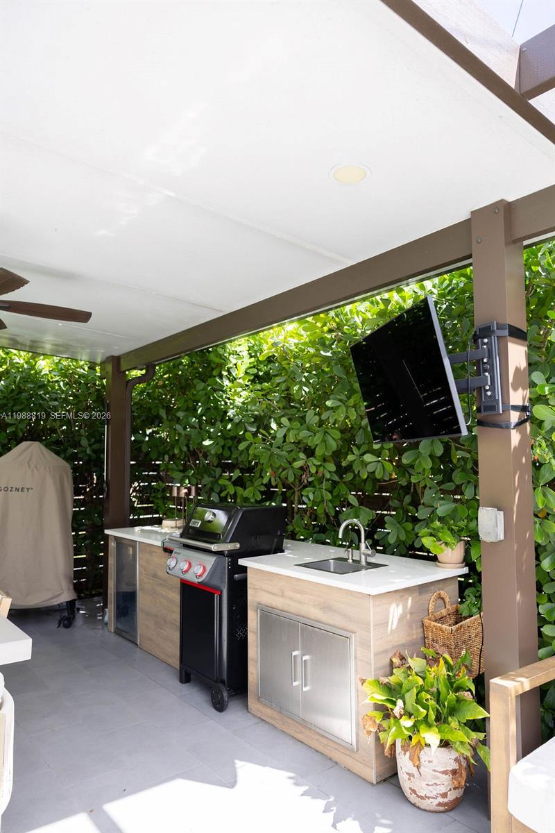 CENTRAL MIAMI PT 3 - Residential