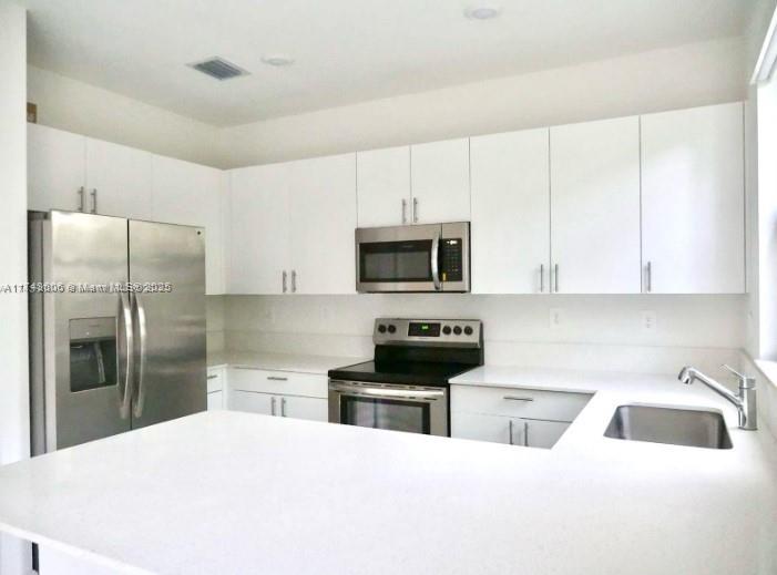 SILVER PALM RESIDENTIAL H - Residential