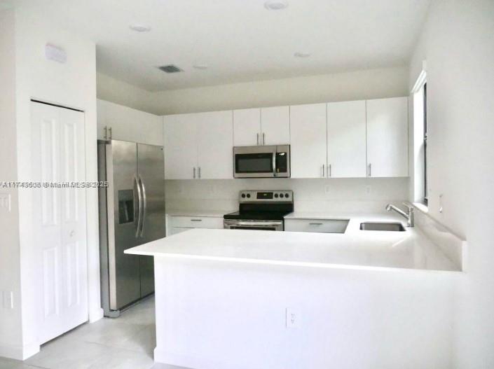 SILVER PALM RESIDENTIAL H - Residential