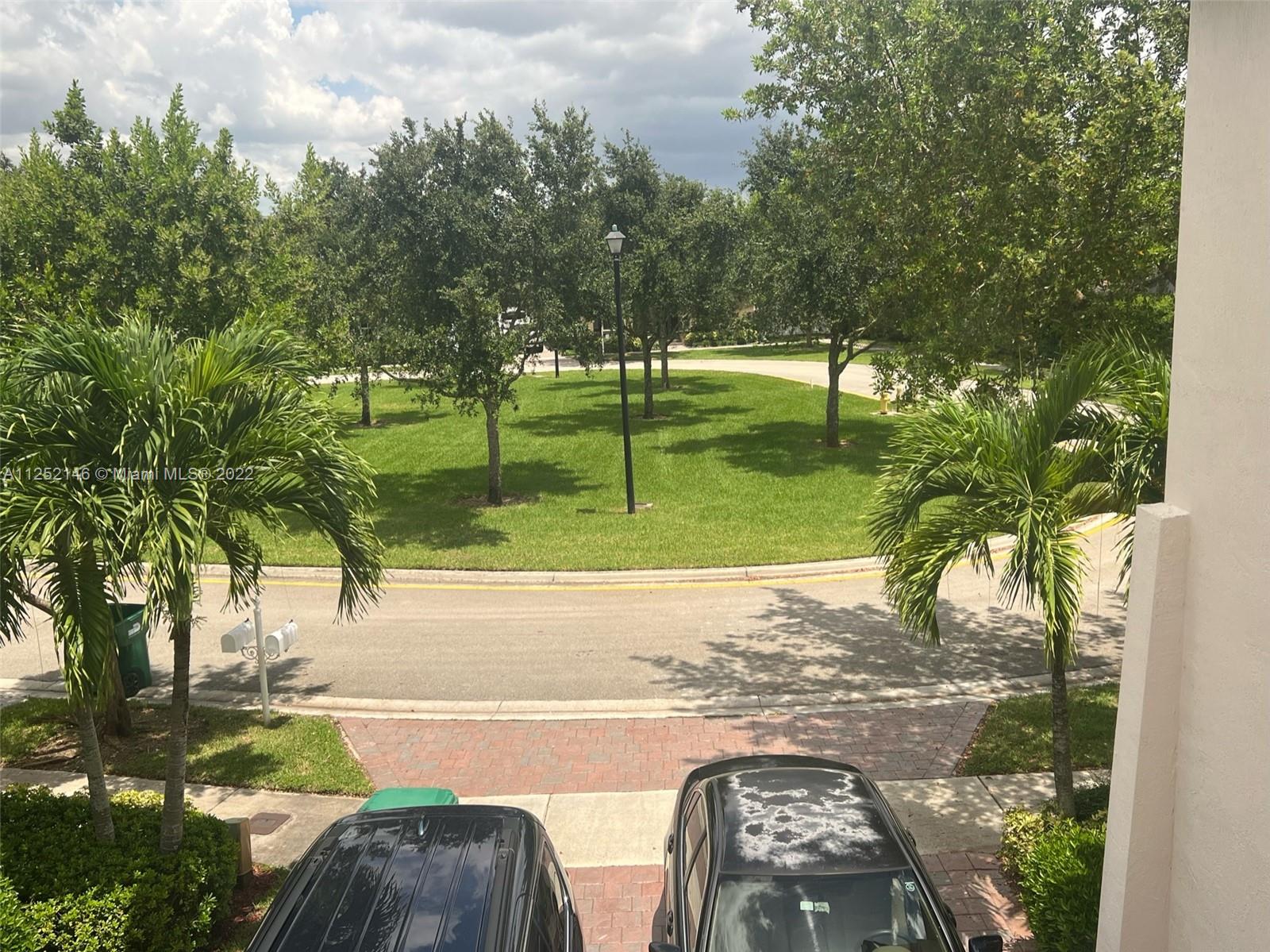 KENDALL COMMONS - Residential Lease