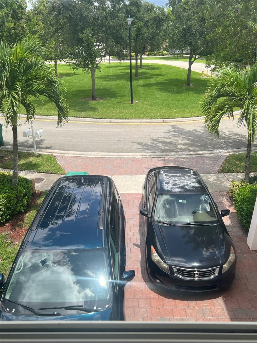 KENDALL COMMONS - Residential Lease