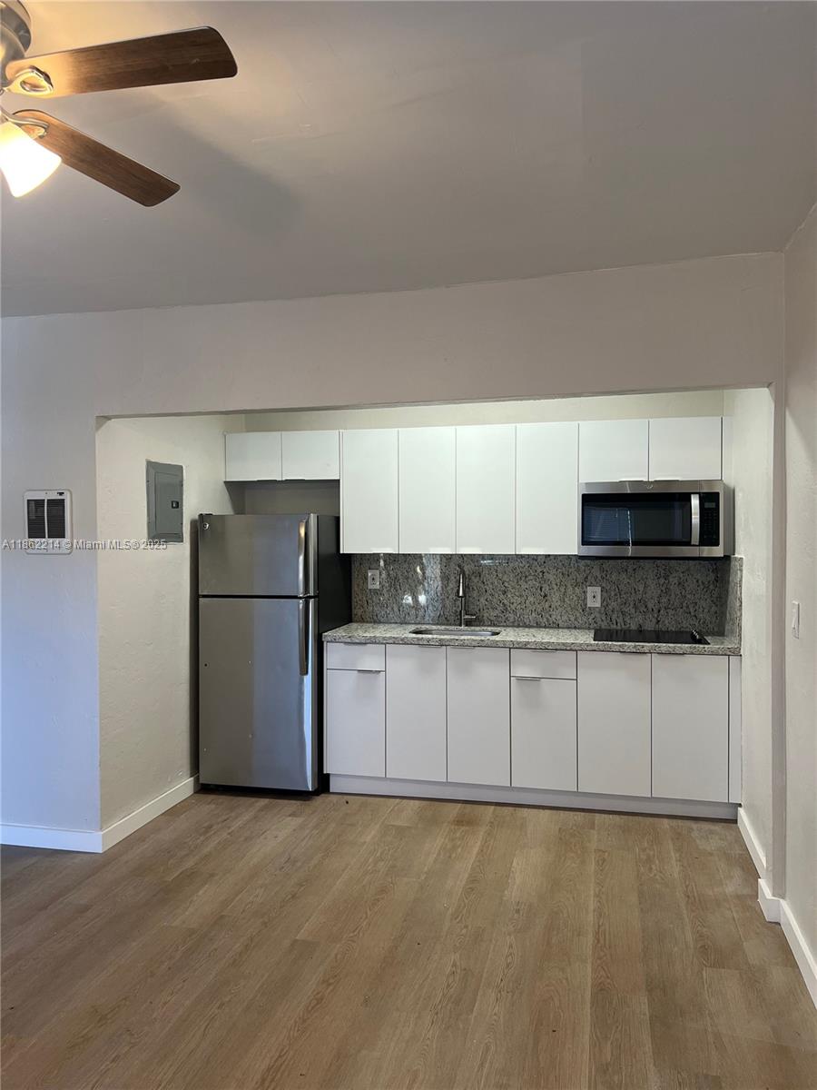 Excellent first-floor apartments with open layouts to suit your needs. All units feature AC, ceiling fans, and heaters. Laundry is available in the building. This is an elderly-friendly community.