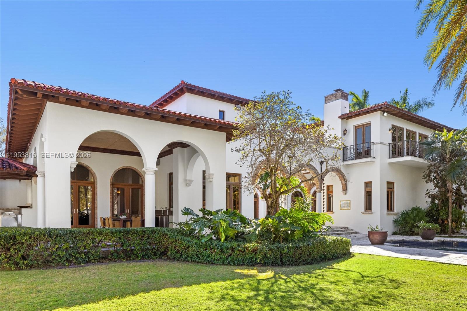 221 Casuarina Concourse