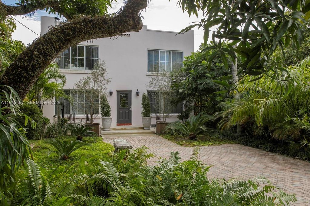 Photo of 1360 SW 14th St, Miami, FL 33145 (MLS # A11948497)