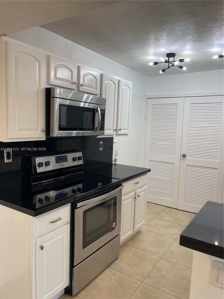 DADELAND CAPRI CONDO - Residential