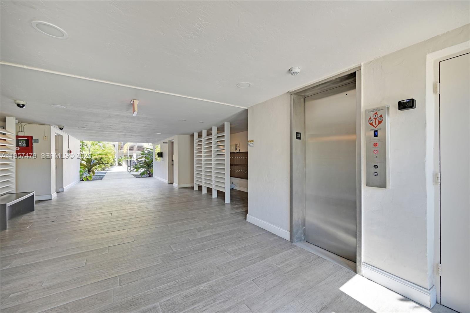 DADELAND CAPRI CONDO - Residential