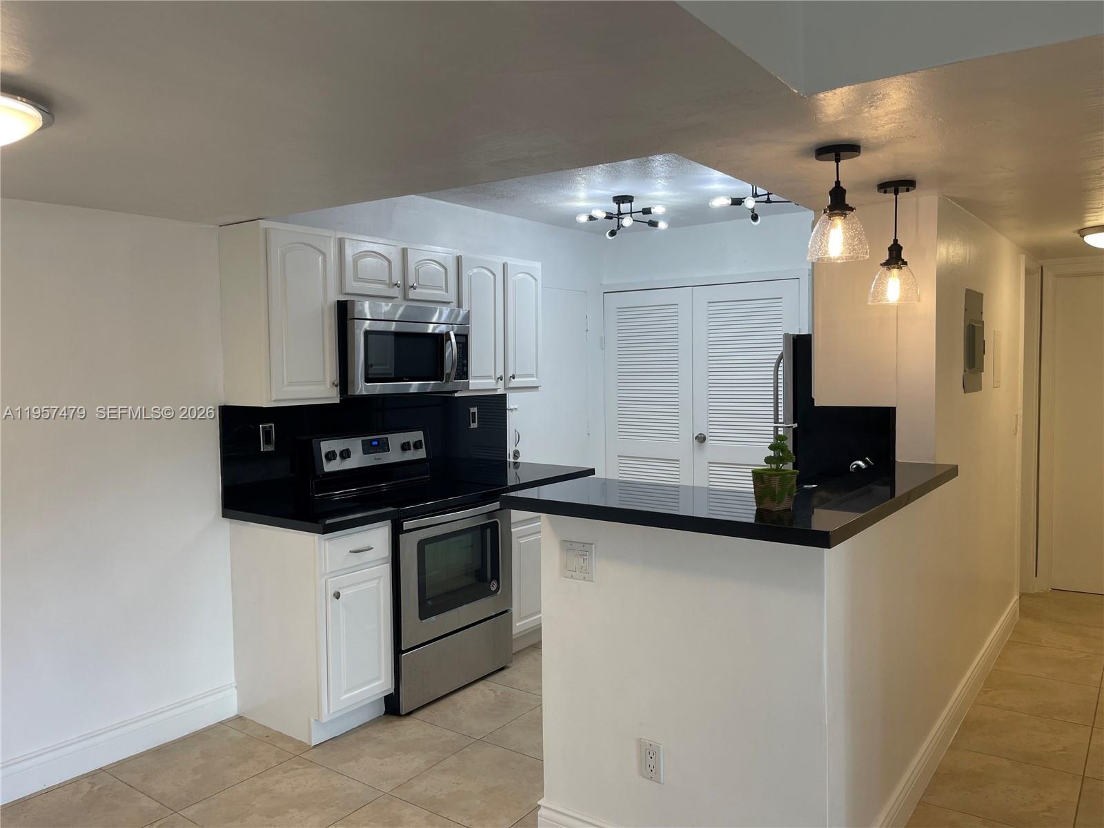 DADELAND CAPRI CONDO - Residential