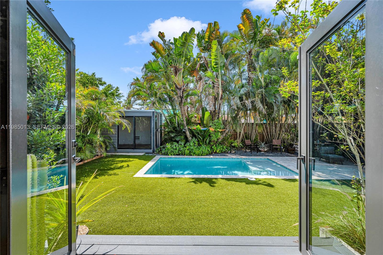 EAST SHENANDOAH - Residential Lease