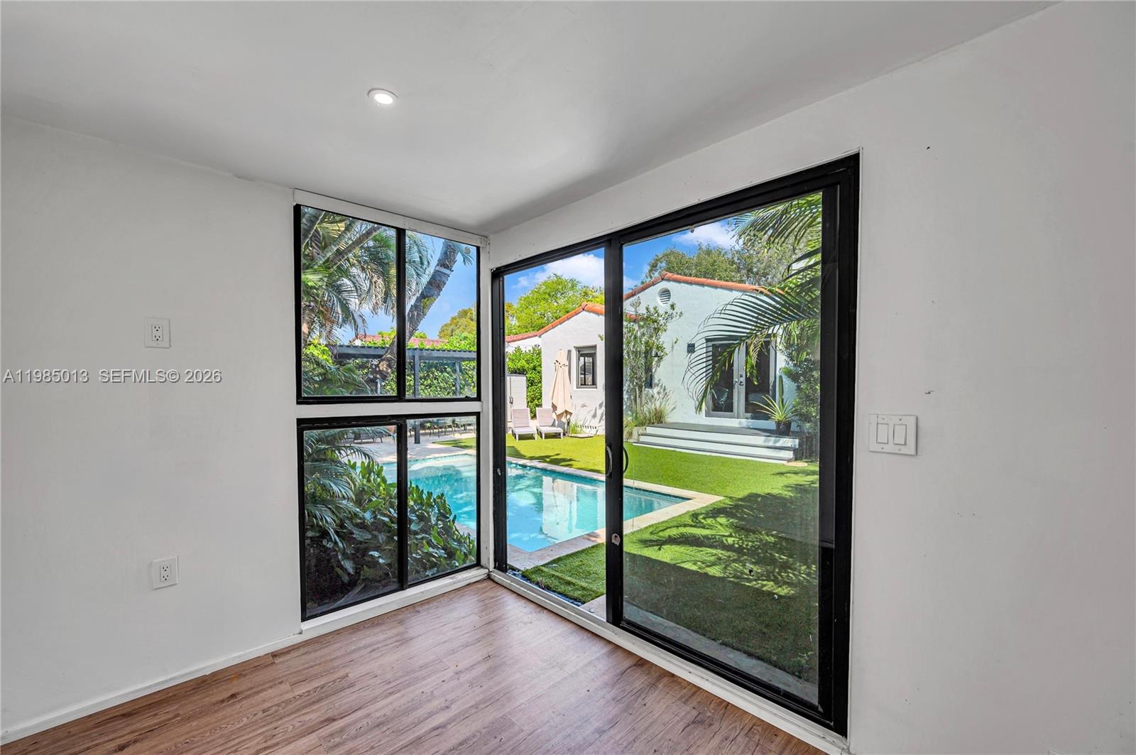 EAST SHENANDOAH - Residential Lease