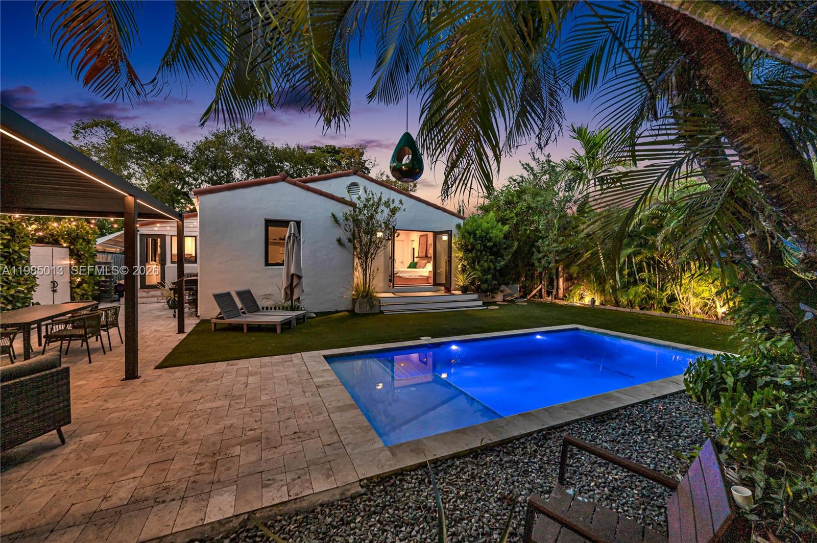 EAST SHENANDOAH - Residential Lease