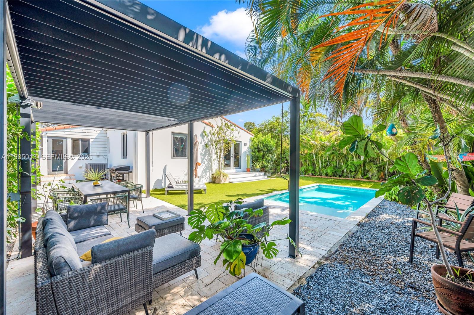 EAST SHENANDOAH - Residential Lease