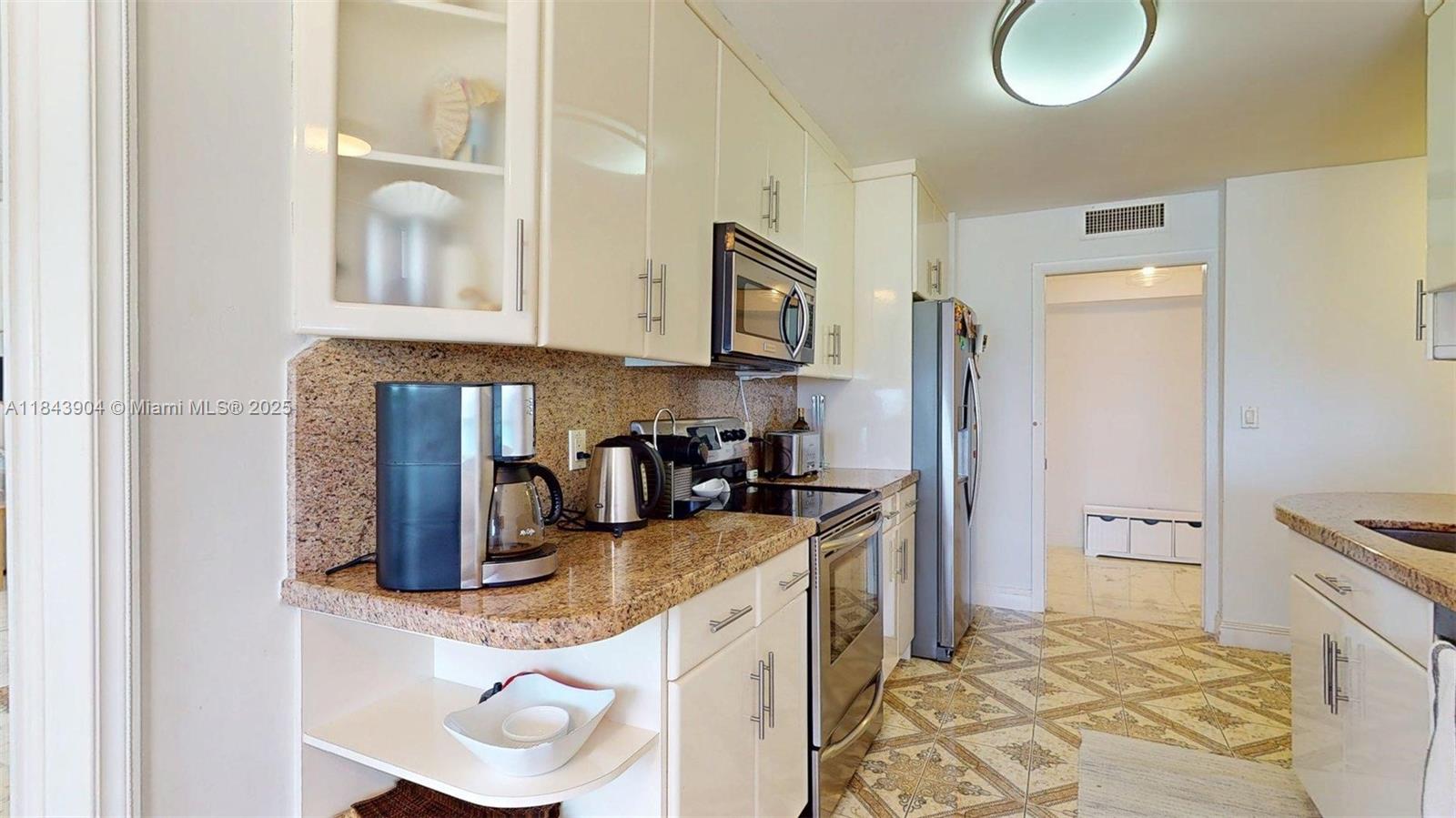 MALAGA TOWERS CONDO - Residential