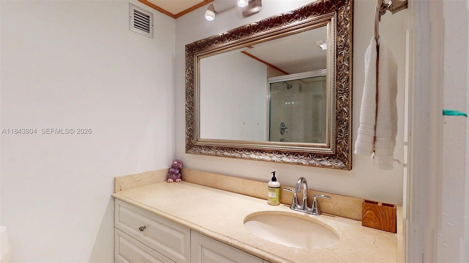 MALAGA TOWERS CONDO - Residential