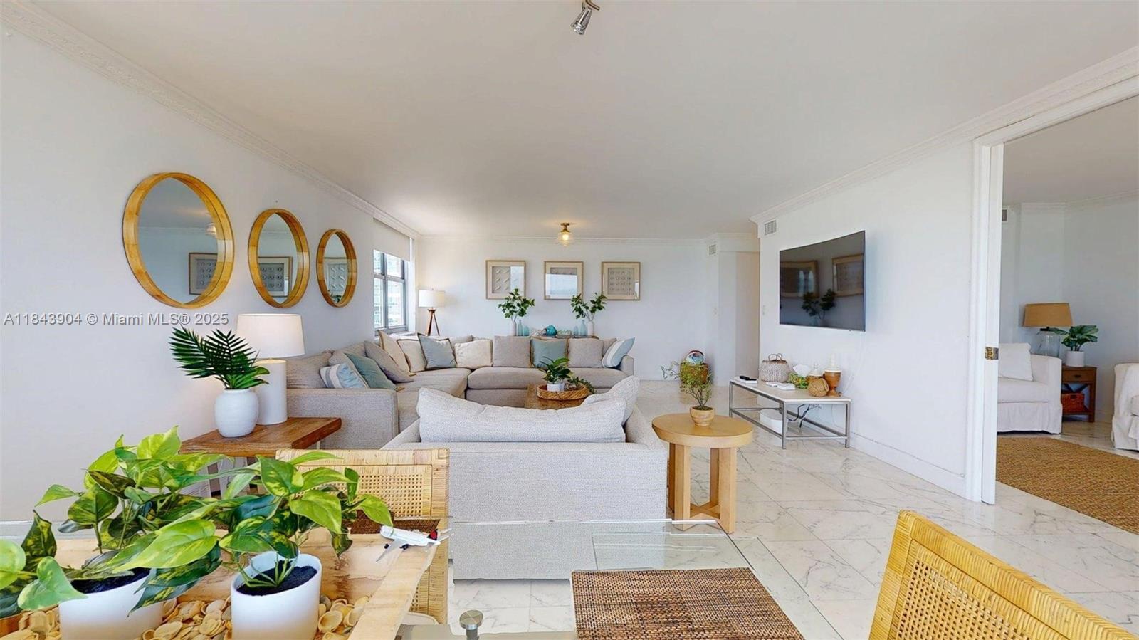 MALAGA TOWERS CONDO - Residential