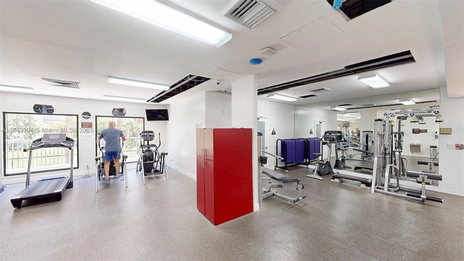 MALAGA TOWERS CONDO - Residential