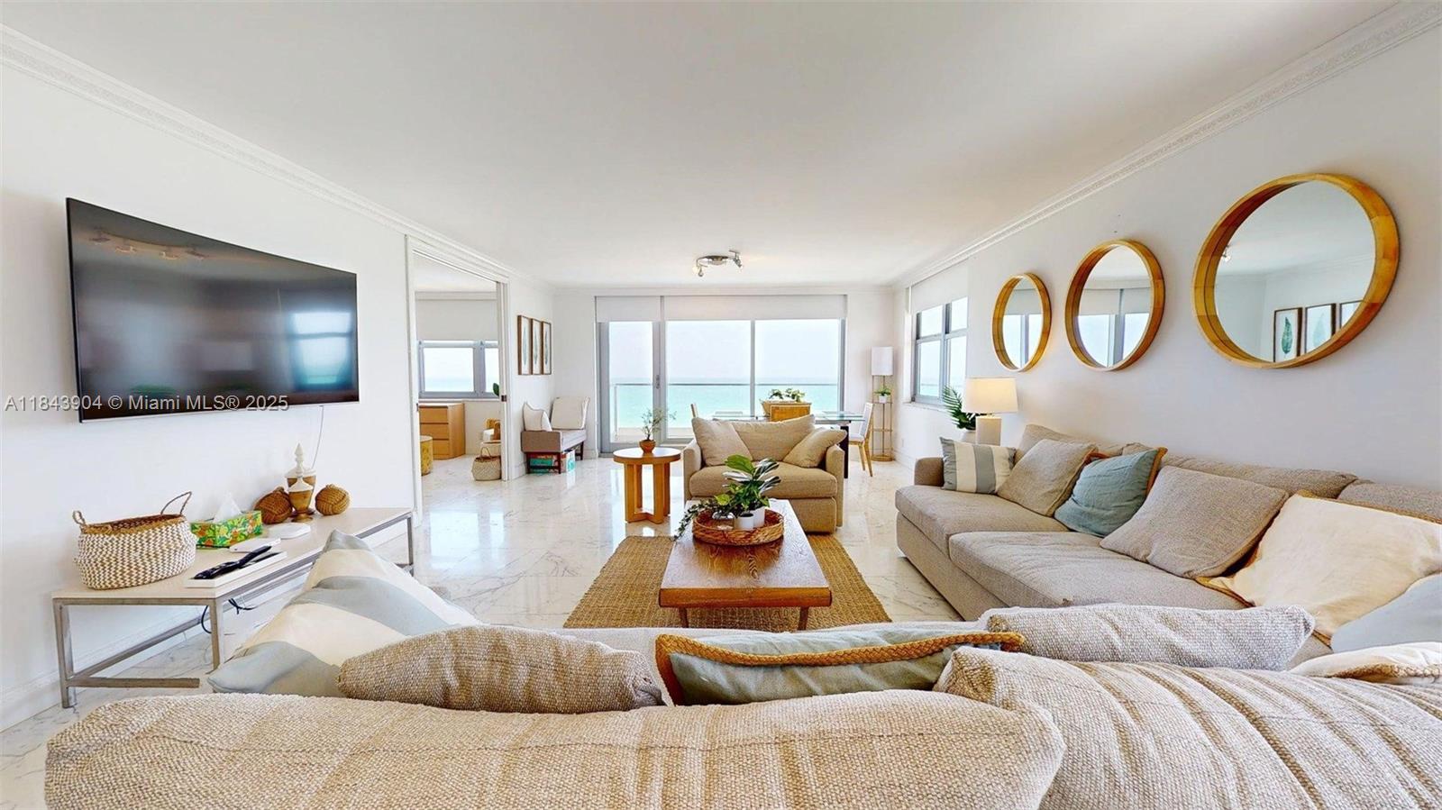 MALAGA TOWERS CONDO - Residential