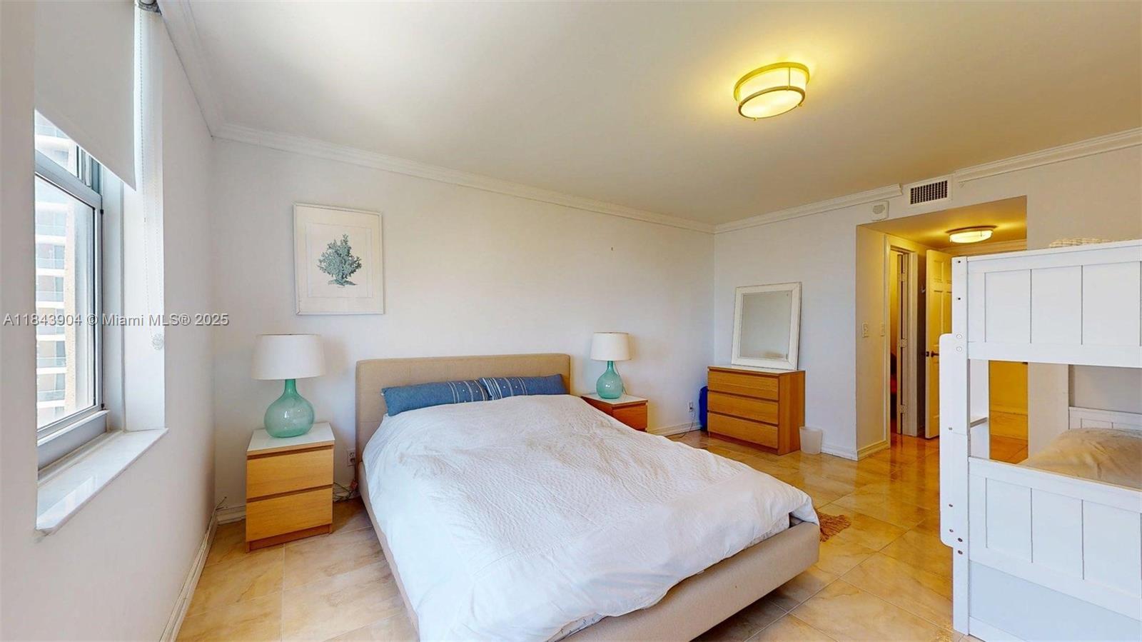 MALAGA TOWERS CONDO - Residential