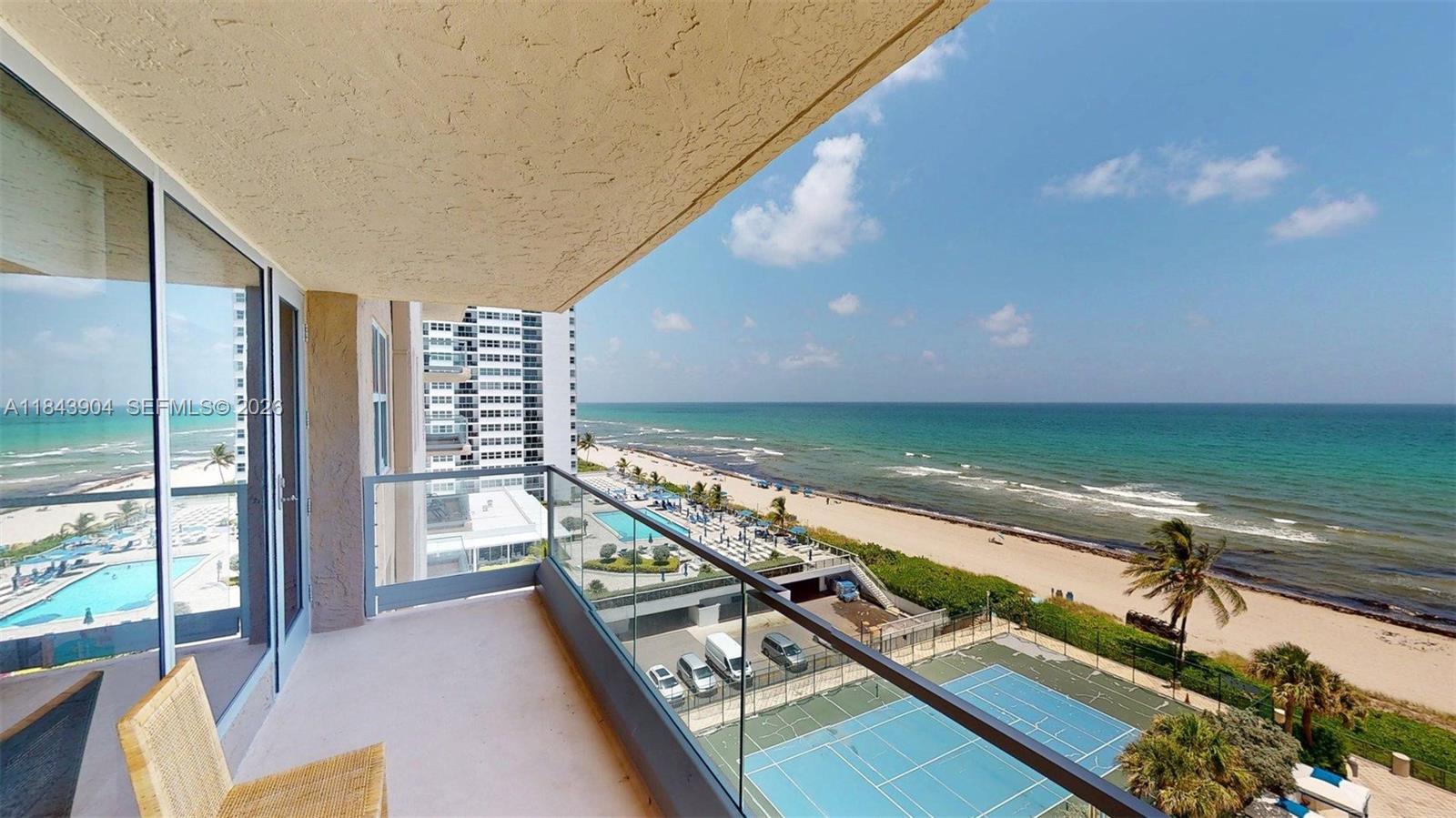 MALAGA TOWERS CONDO - Residential
