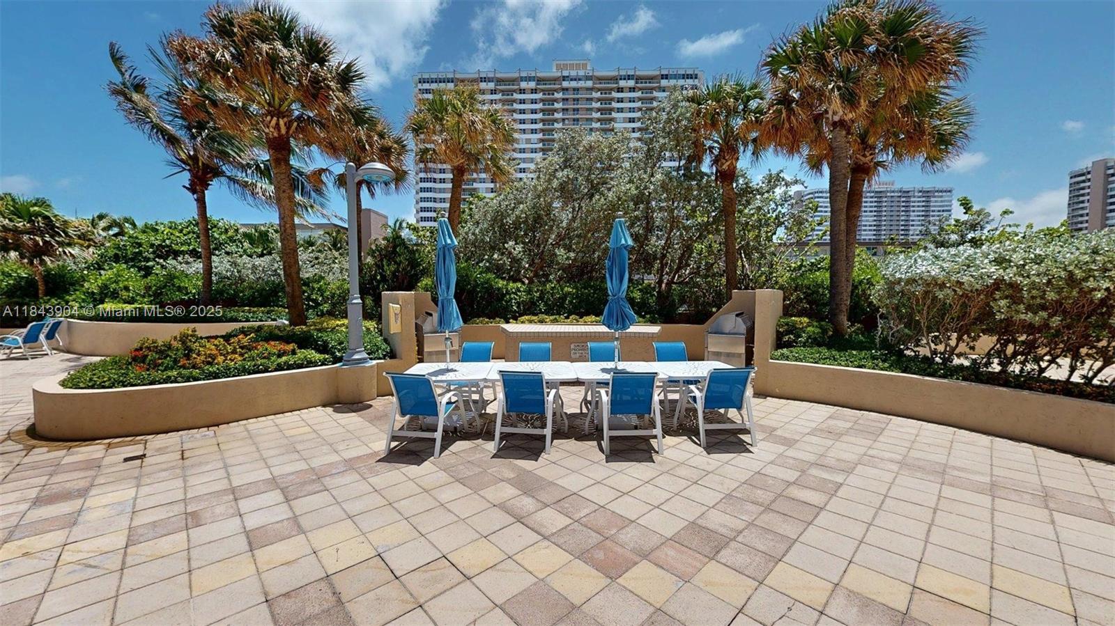 MALAGA TOWERS CONDO - Residential