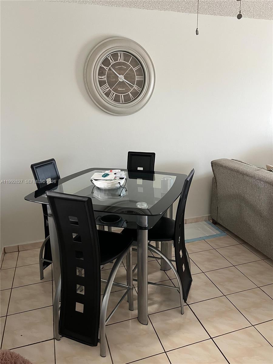 LAGO GRANDE CONDO THREE C - Residential