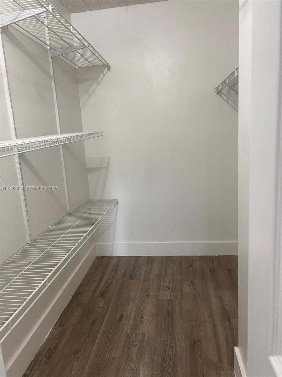 LAGO GRANDE CONDO THREE C - Residential