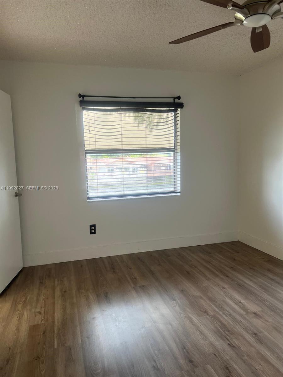 LAGO GRANDE CONDO THREE C - Residential