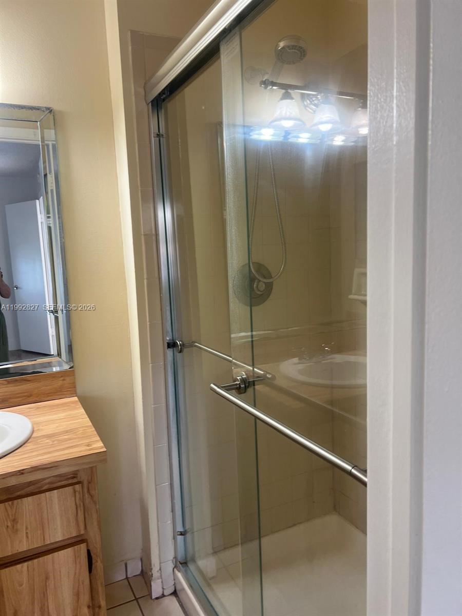 LAGO GRANDE CONDO THREE C - Residential