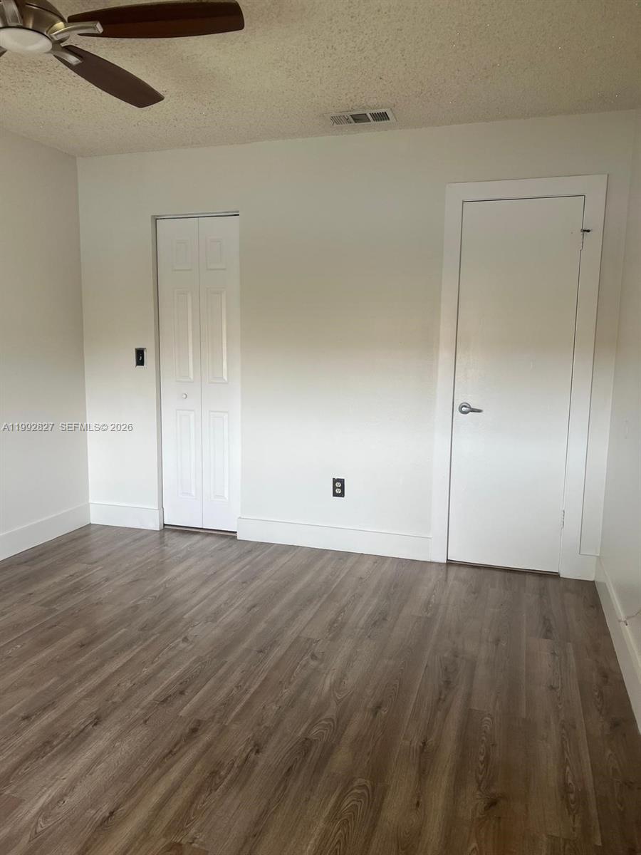 LAGO GRANDE CONDO THREE C - Residential