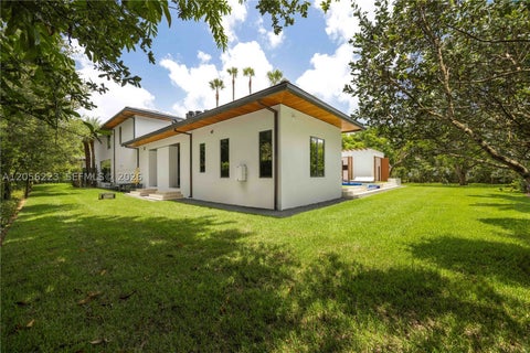 Tiny photo for 6540 SW 123rd St, Pinecrest, FL 33156 (MLS # A12056223)
