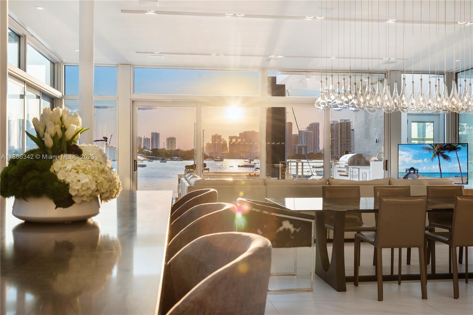 HIBISCUS ISLAND - Residential Lease