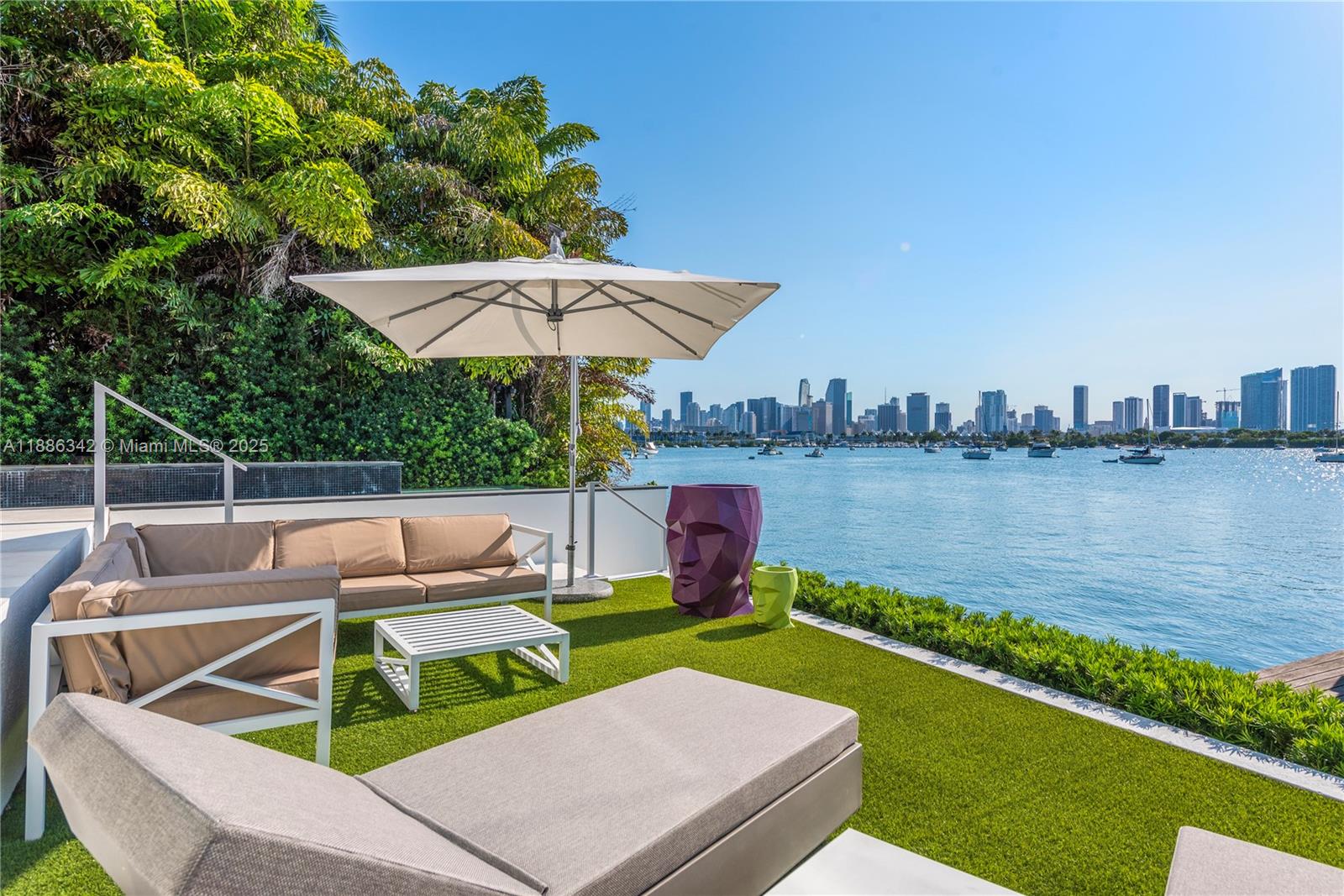 HIBISCUS ISLAND - Residential Lease