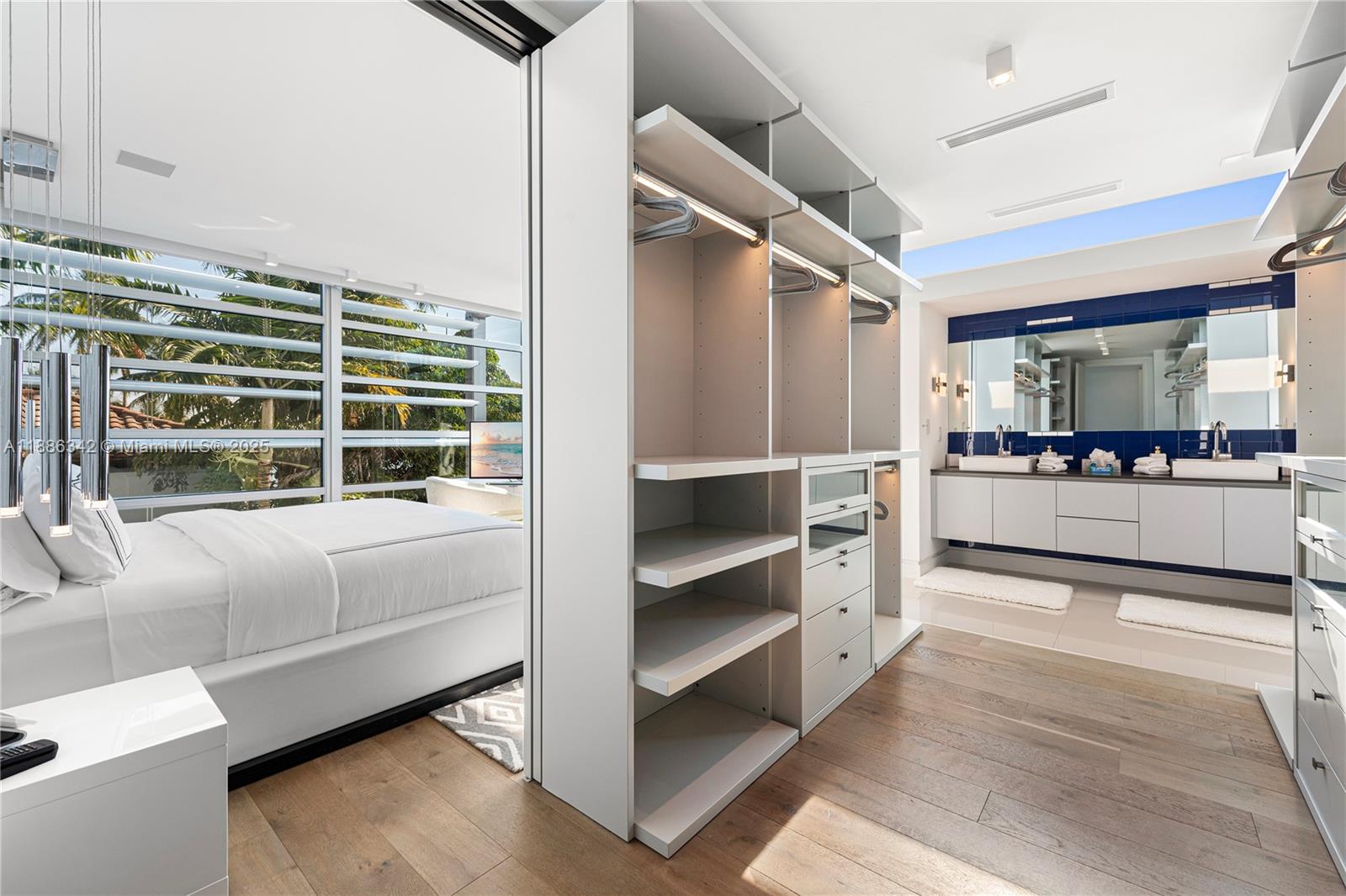 HIBISCUS ISLAND - Residential Lease