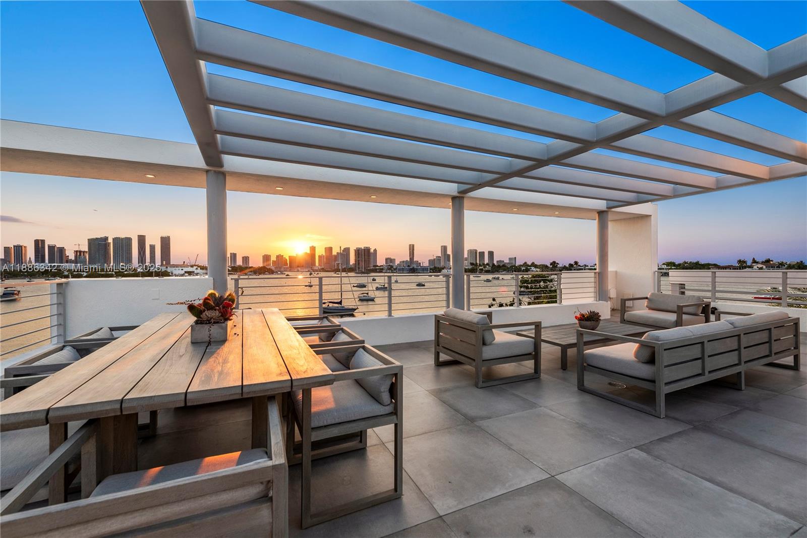 HIBISCUS ISLAND - Residential Lease