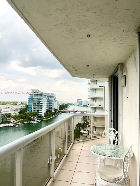 LA RIVE GAUCHE CONDO - Residential