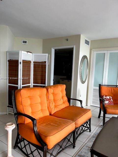 LA RIVE GAUCHE CONDO - Residential