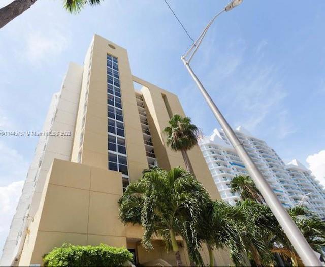 LA RIVE GAUCHE CONDO - Residential