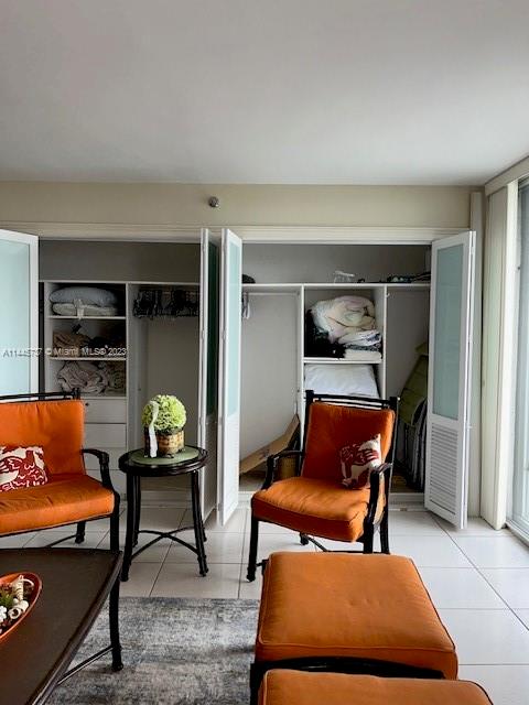 LA RIVE GAUCHE CONDO - Residential