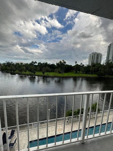 1740 NW N River Dr 416, Miami, FL 33125 - MLS#: A11528495