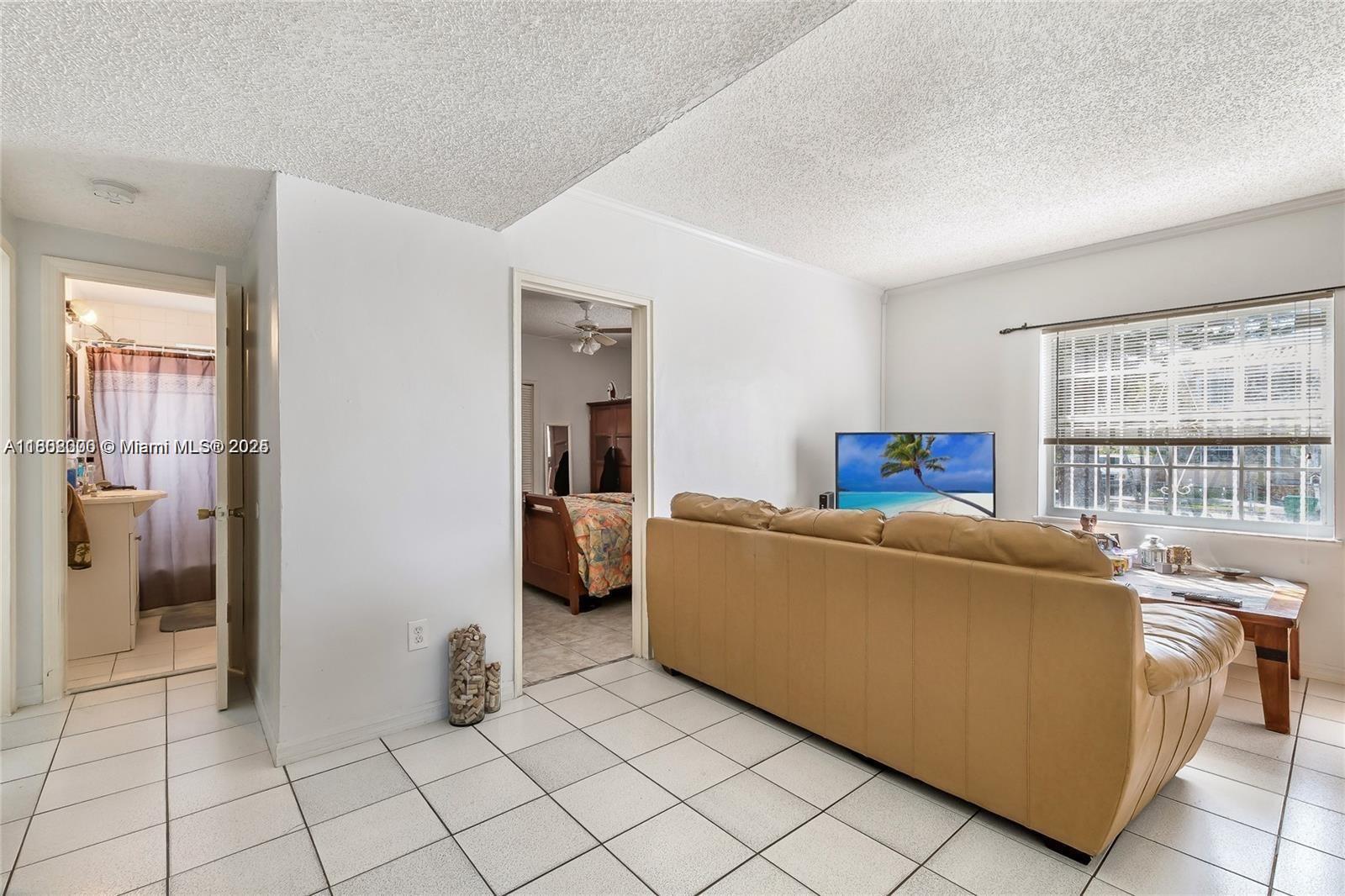 2361 NW 15th St