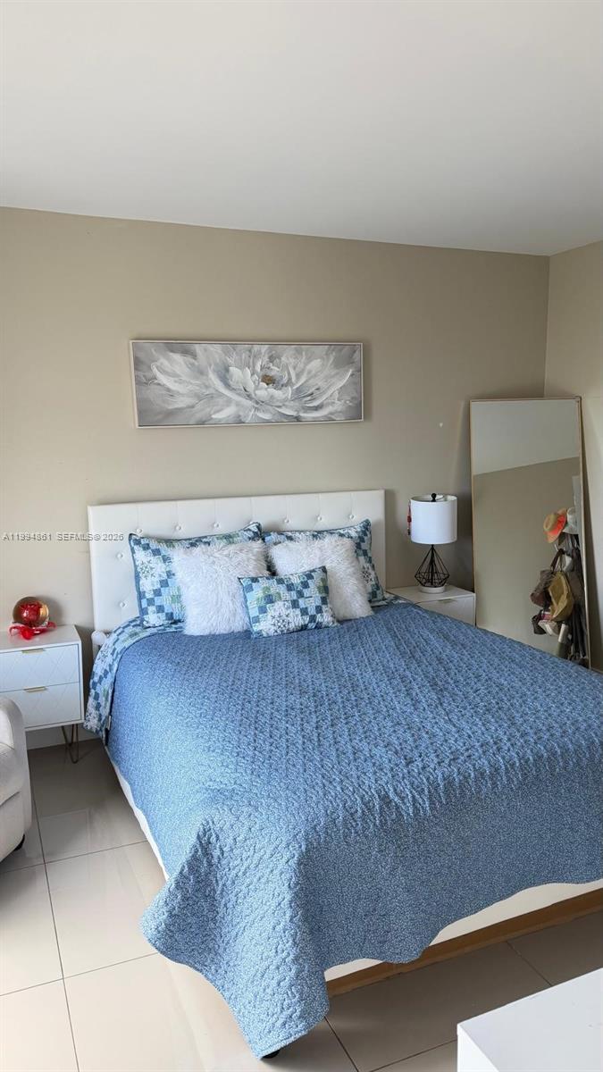 SAILBOAT CAY CONDO - Residential