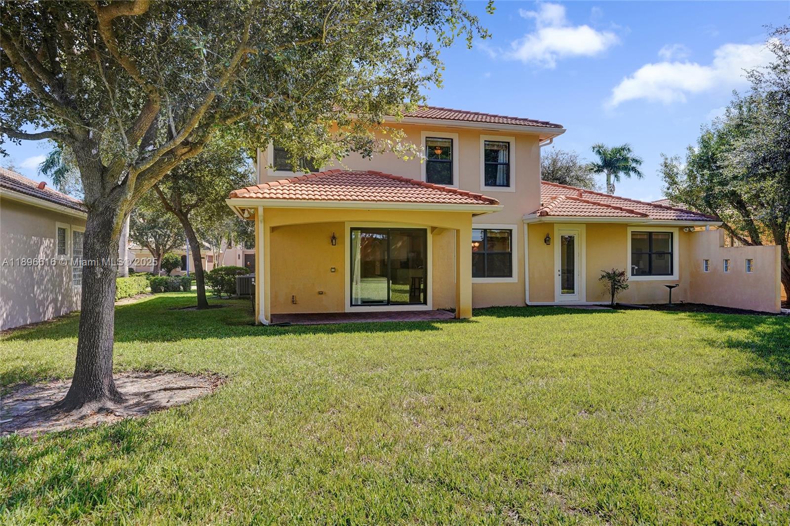 CASA BELLA - Residential