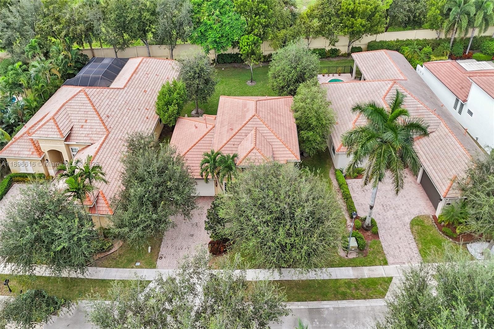 CASA BELLA - Residential