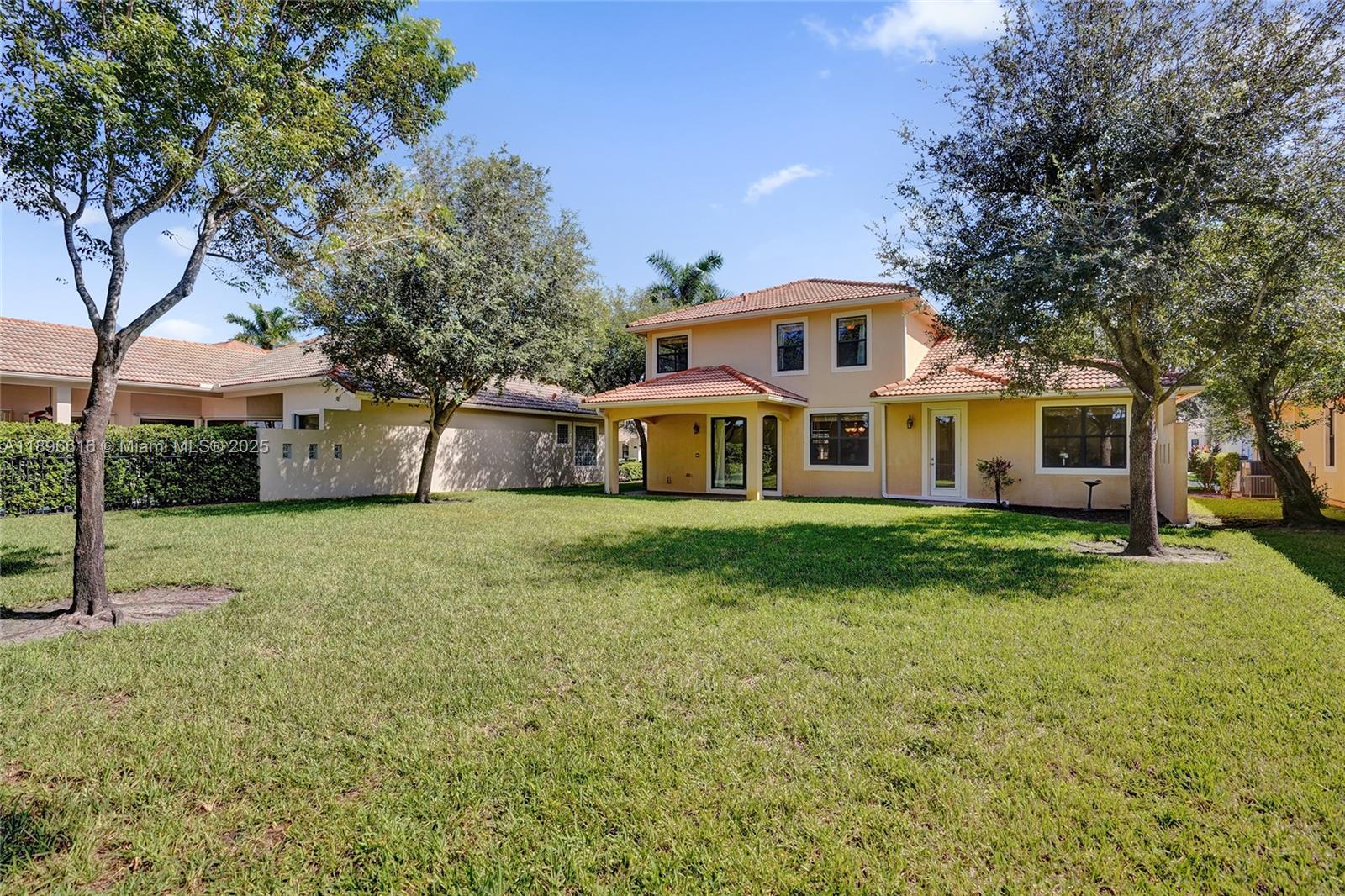 CASA BELLA - Residential