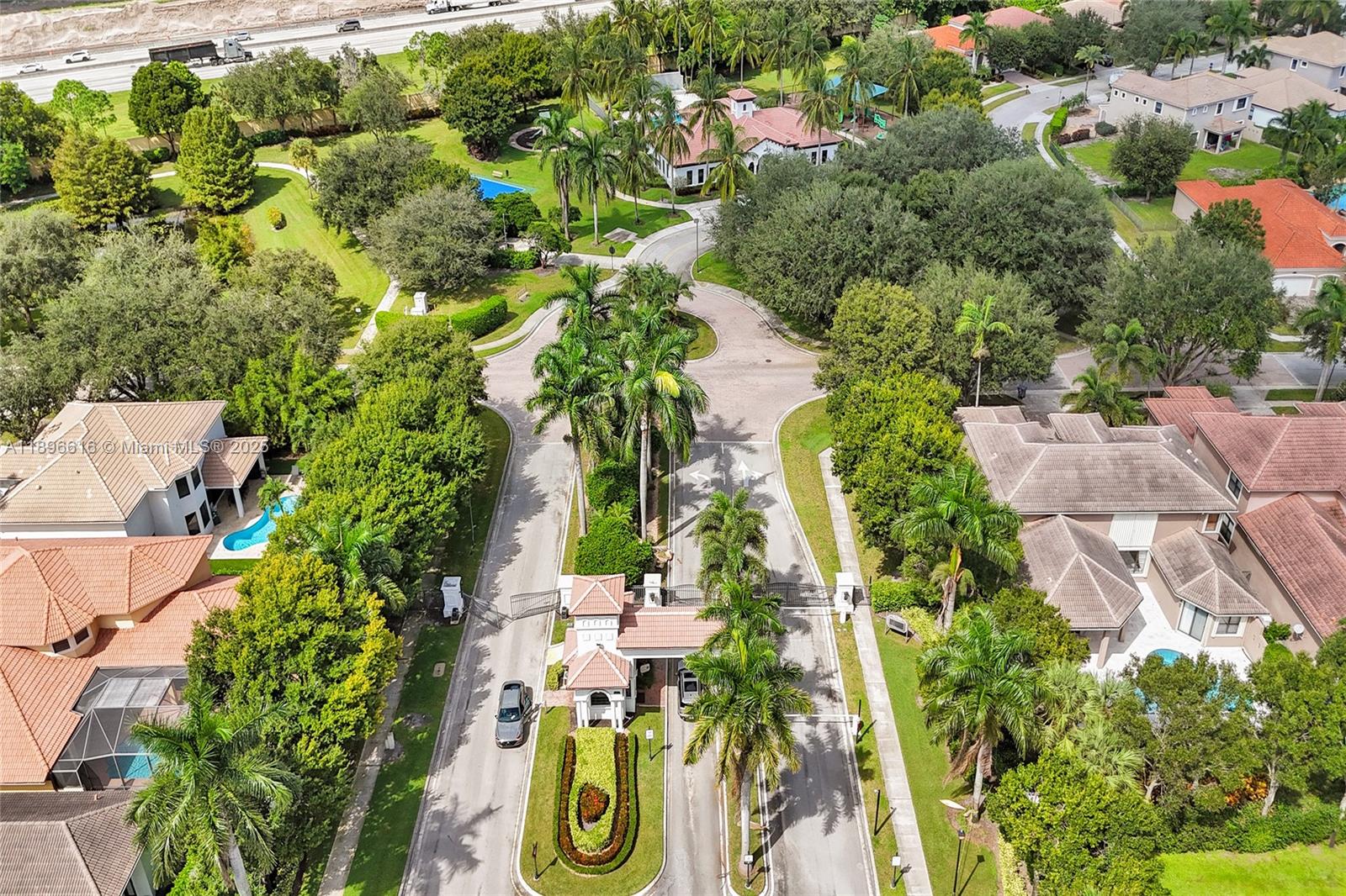 CASA BELLA - Residential