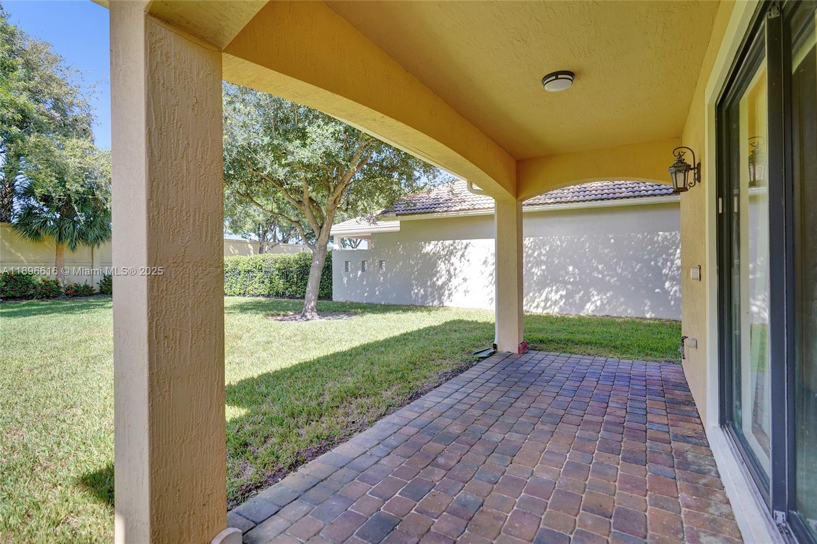 CASA BELLA - Residential