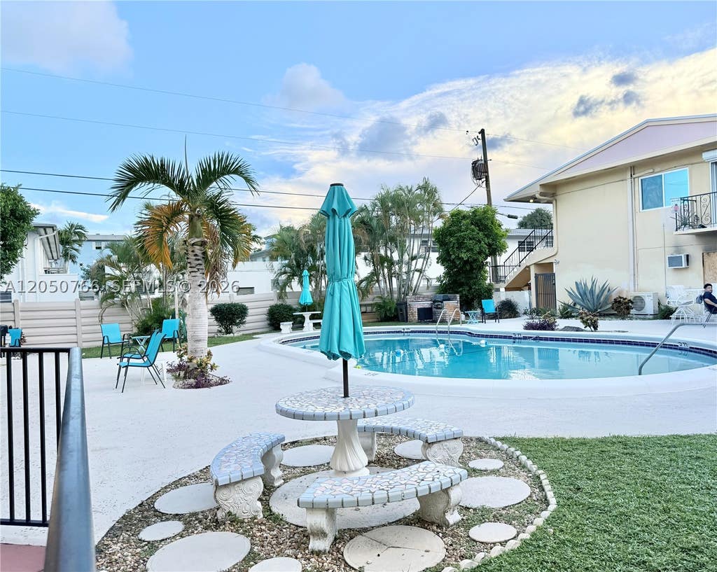 Photo of 3600 Harrison St #16B, Hollywood, FL 33021 (MLS # A12050766)