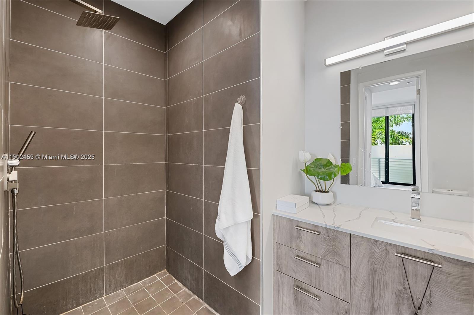 PROGRESSO - Residential Lease