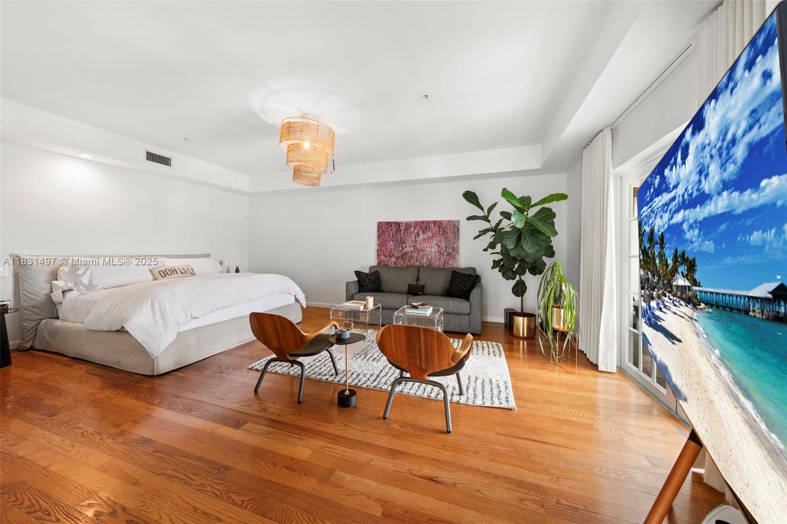 THE THS AT SUNSET HARBOUR - Residential Lease